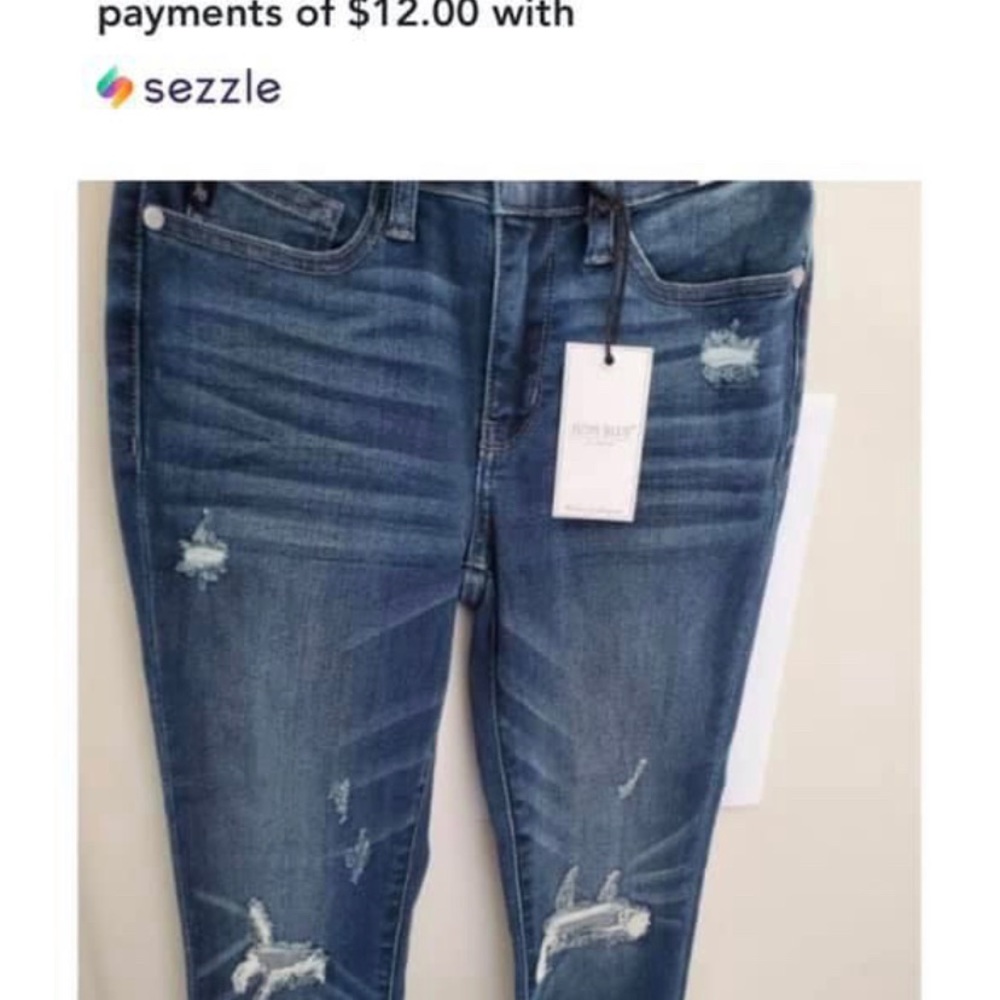 Judy Blue Distressed Capris size 14W